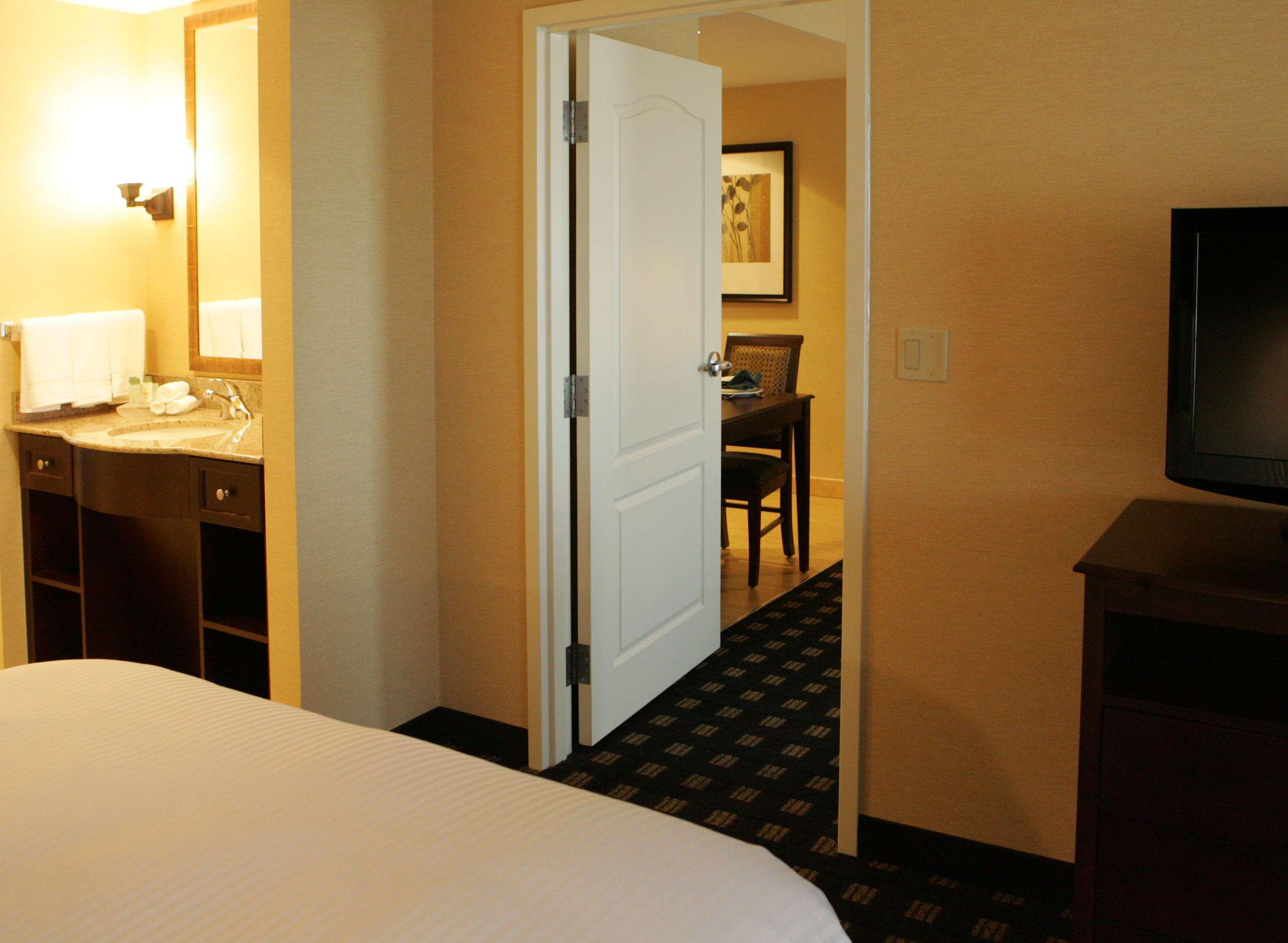 Homewood Suites By Hilton Toronto Airport Corporate Centre Phòng bức ảnh