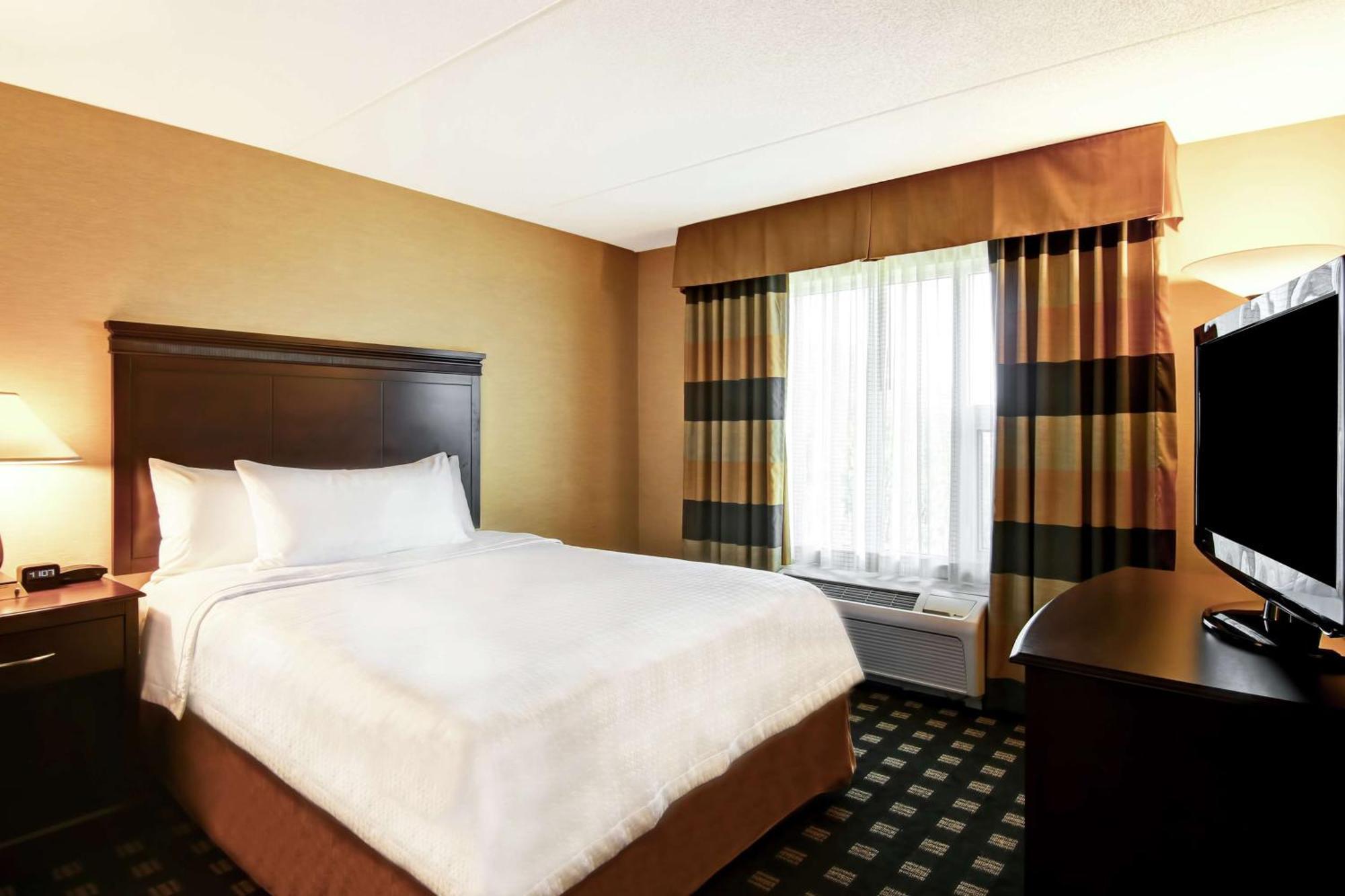 Homewood Suites By Hilton Toronto Airport Corporate Centre Ngoại thất bức ảnh